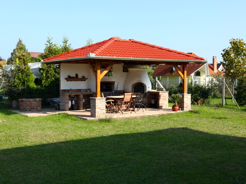 Balatonfoldvari_kerti_konyha_1